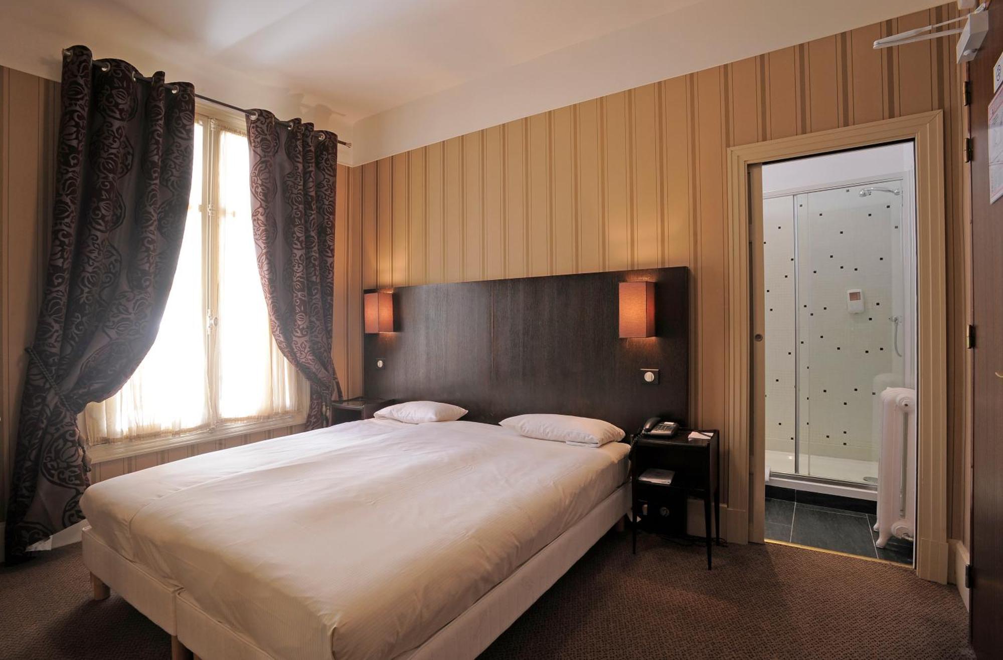 Hotel Le Grand 4*