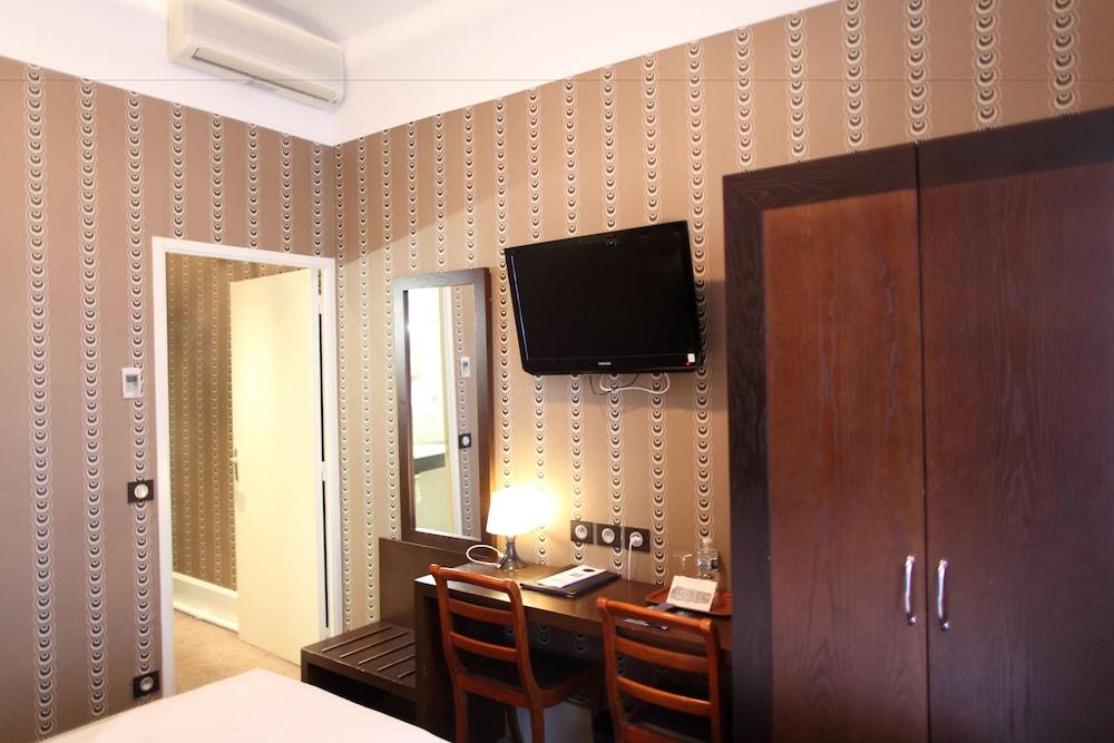 Le Grand 4* Tours